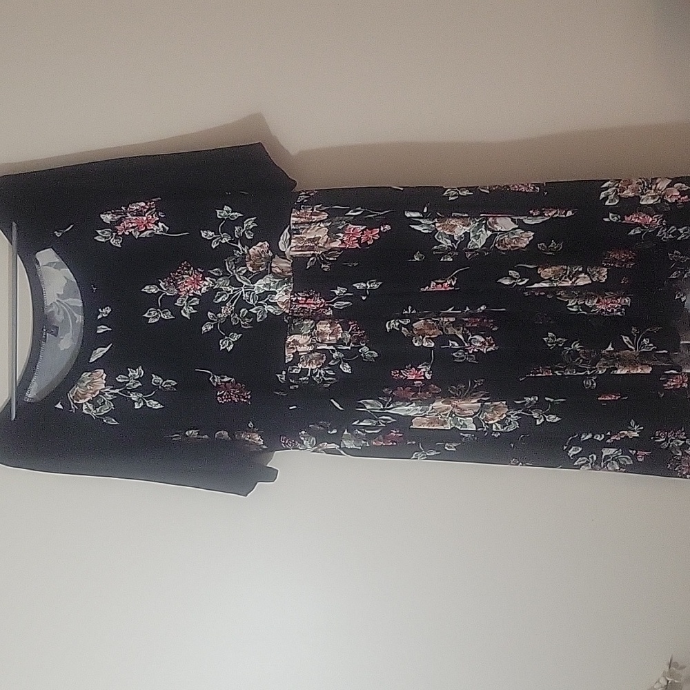 Torrid Womans Dress Floral